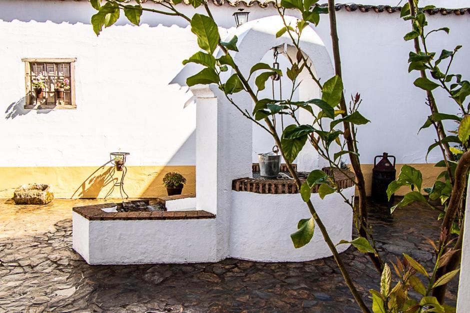 Casa Rural Los Gaitanes Valverde de Leganés Kültér fotó