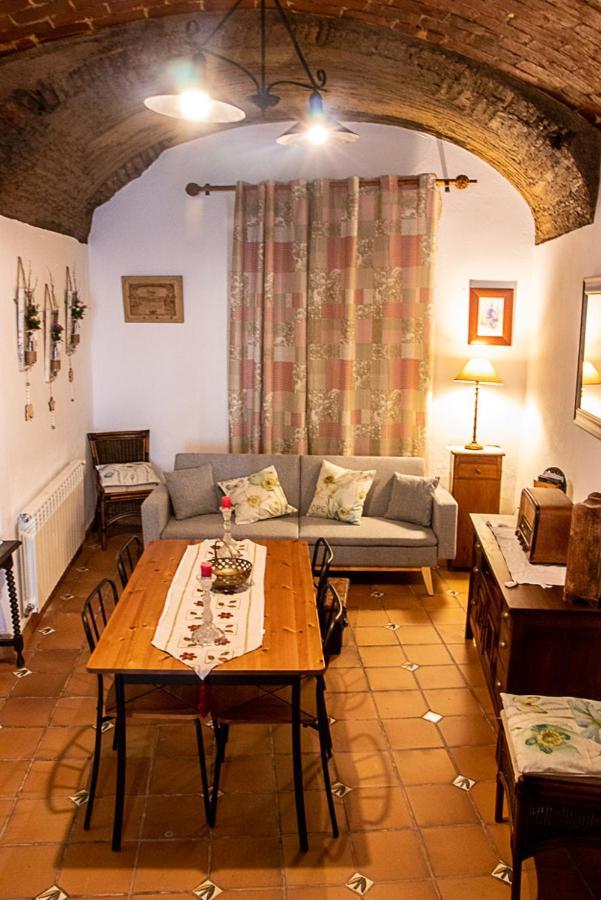 Casa Rural Los Gaitanes Valverde de Leganés Kültér fotó