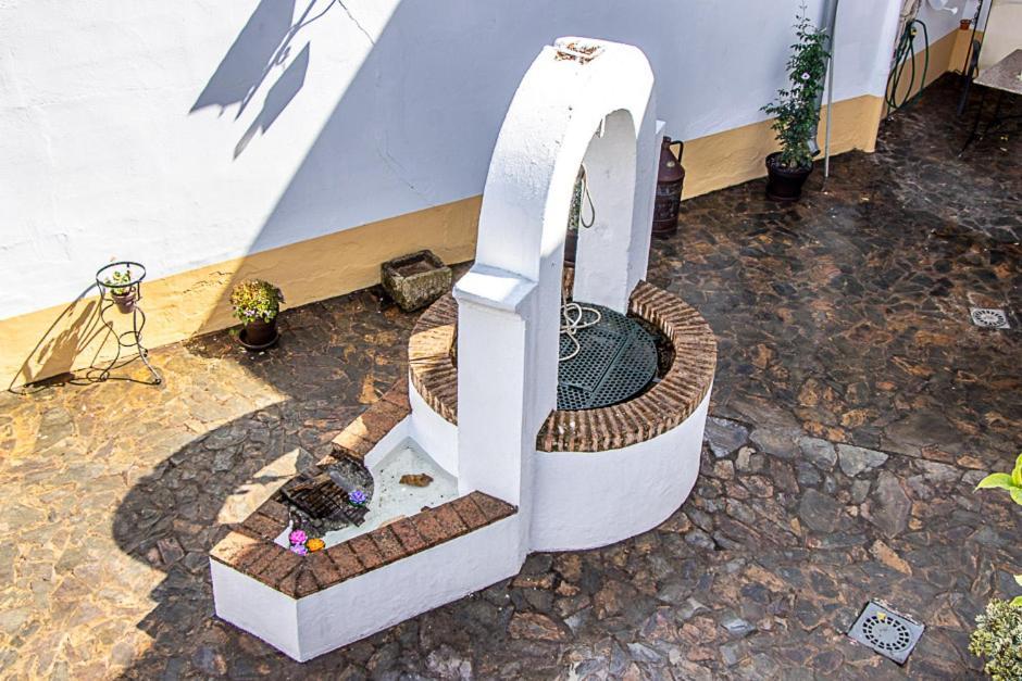 Casa Rural Los Gaitanes Valverde de Leganés Kültér fotó