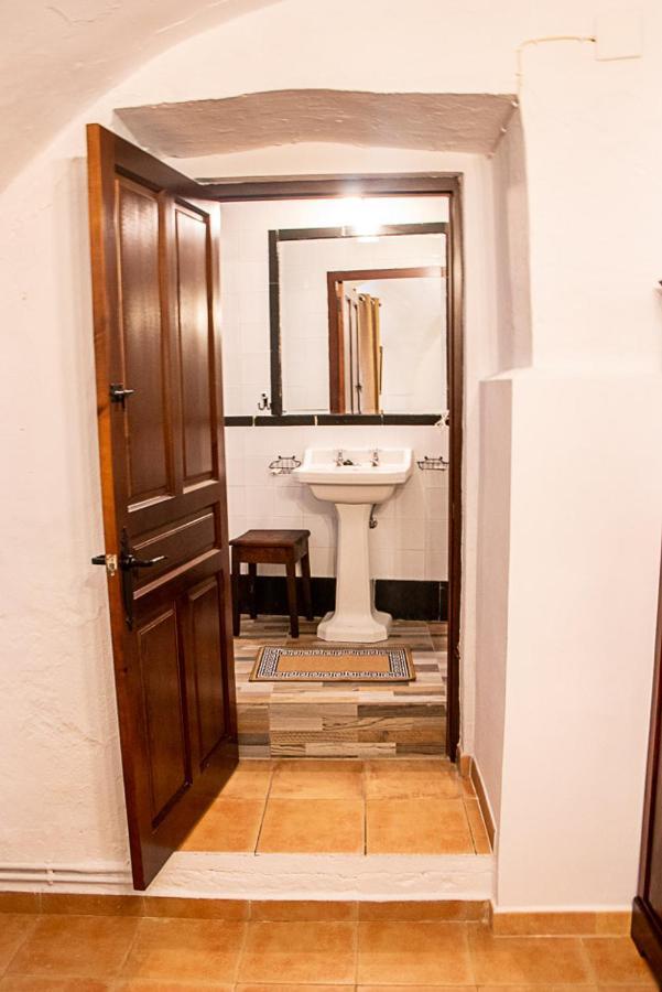 Casa Rural Los Gaitanes Valverde de Leganés Kültér fotó