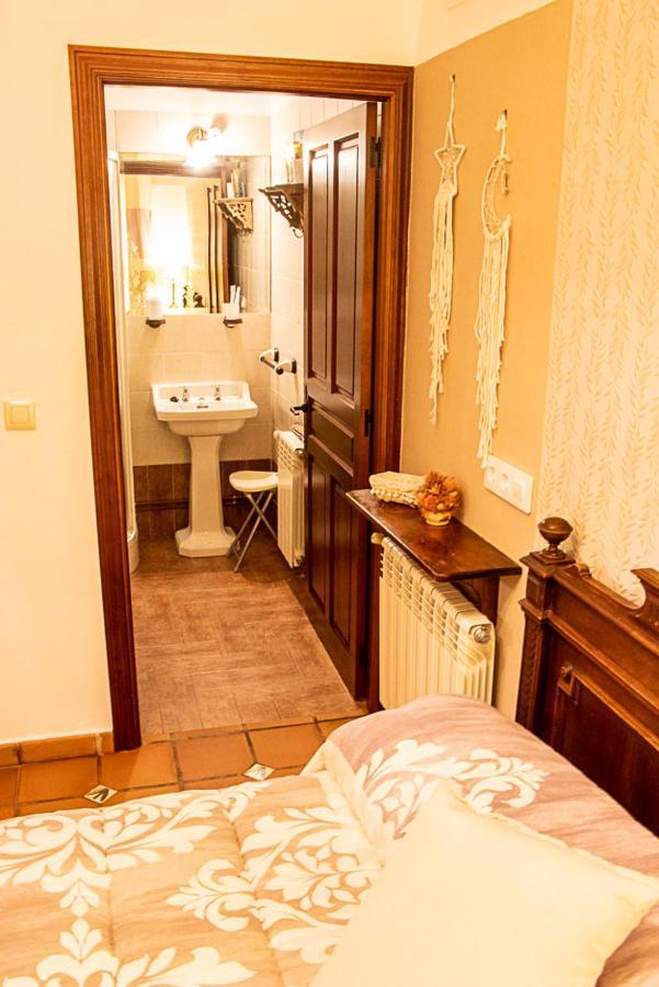 Casa Rural Los Gaitanes Valverde de Leganés Kültér fotó