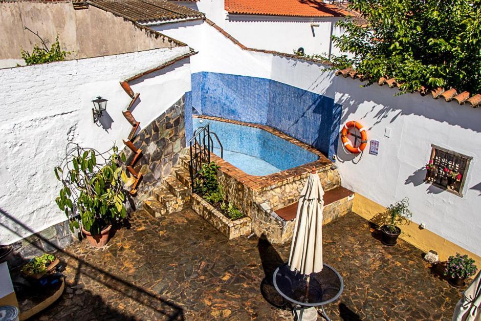 Casa Rural Los Gaitanes Valverde de Leganés Kültér fotó